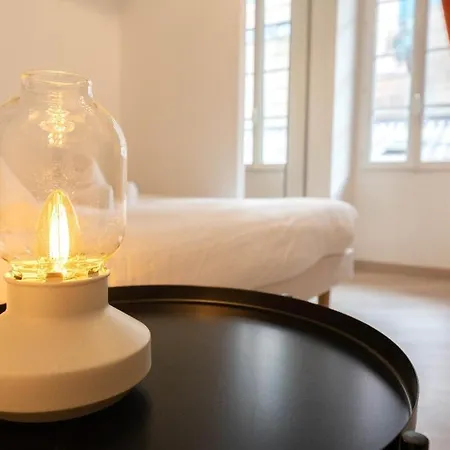 아파트 Harbour Pearl - Ac & Breakfast - 3min Walk To Tram 니스