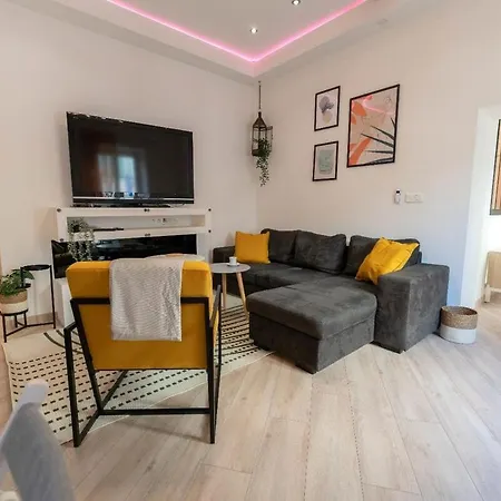 아파트 Harbour Pearl - Ac & Breakfast - 3min Walk To Tram